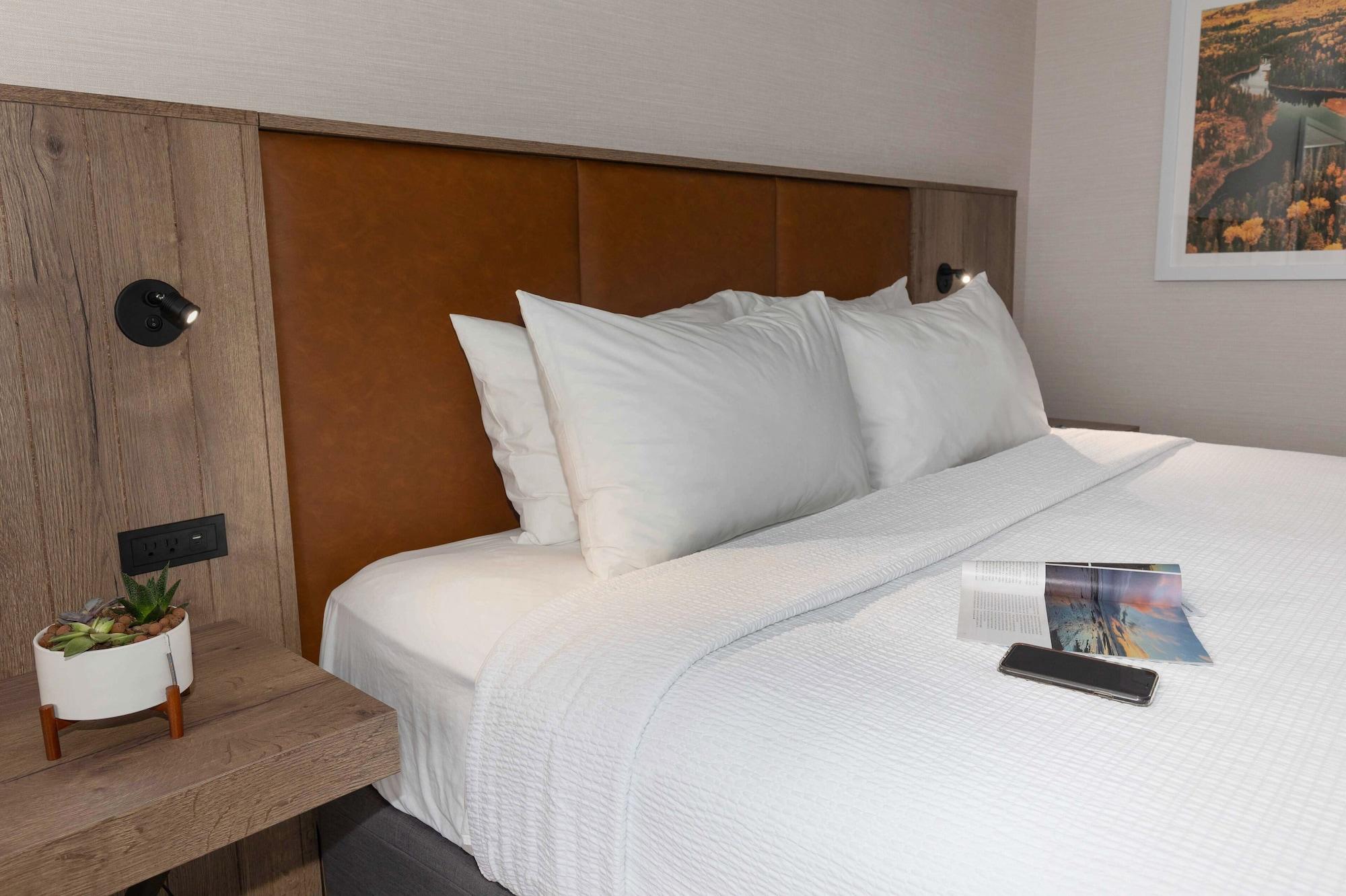 Valhalla Hotel & Conference Centre Thunder Bay Bagian luar foto