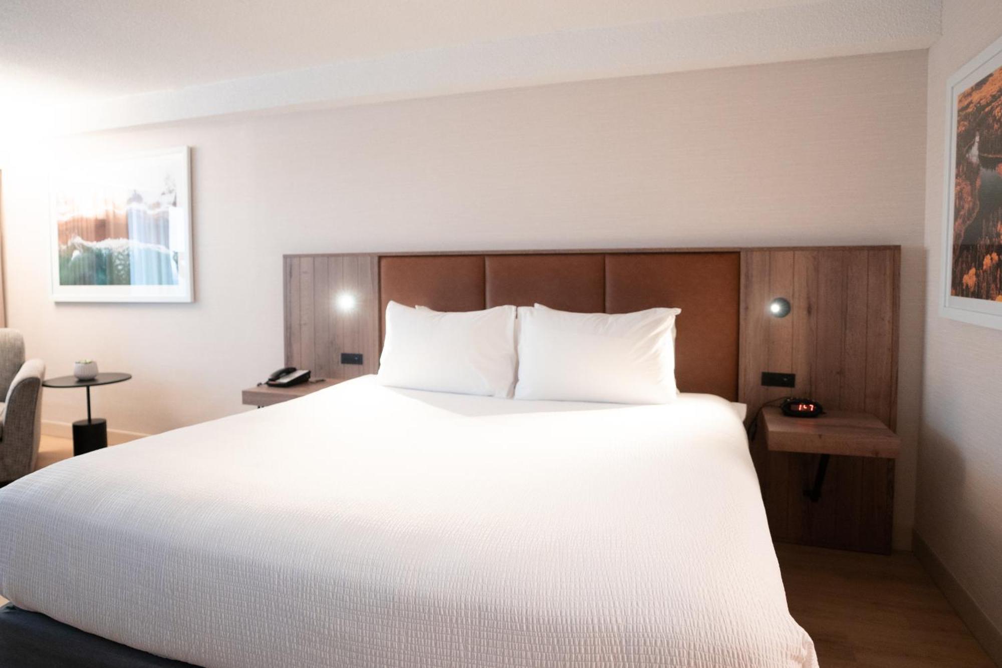 Valhalla Hotel & Conference Centre Thunder Bay Bagian luar foto