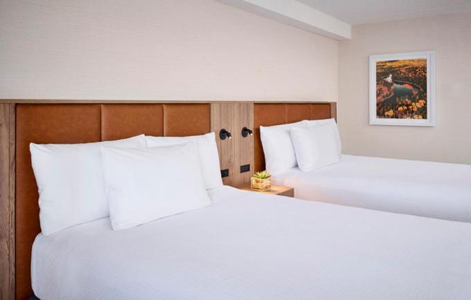 Valhalla Hotel & Conference Centre Thunder Bay Bagian luar foto